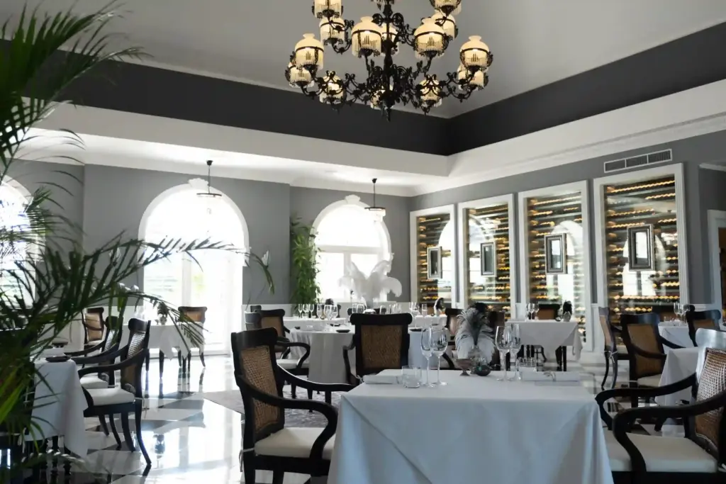 Aperitif fine dining restaurant in Bali