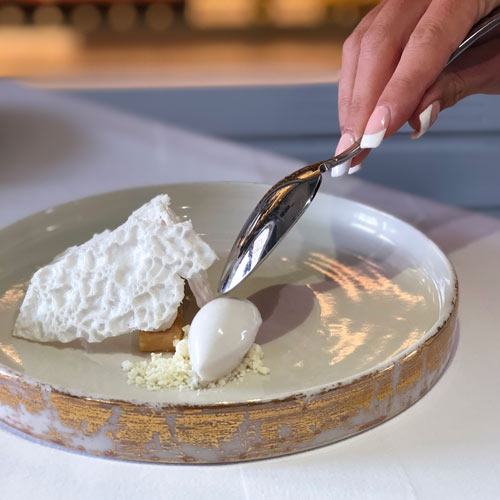 Apéritif Restaurant Food - White Sensation