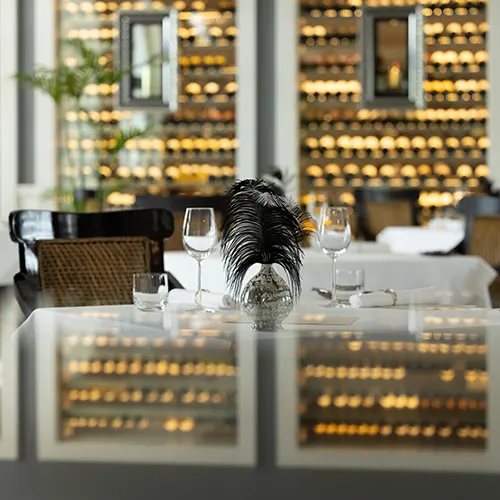 Apéritif Restaurant - interior wine- ellar