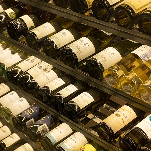 Apéritif Restaurant - Wine Cellar