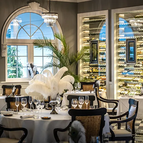 Aperitif Restaurant Interior