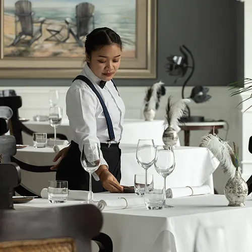 Apéritif Restaurant Interior