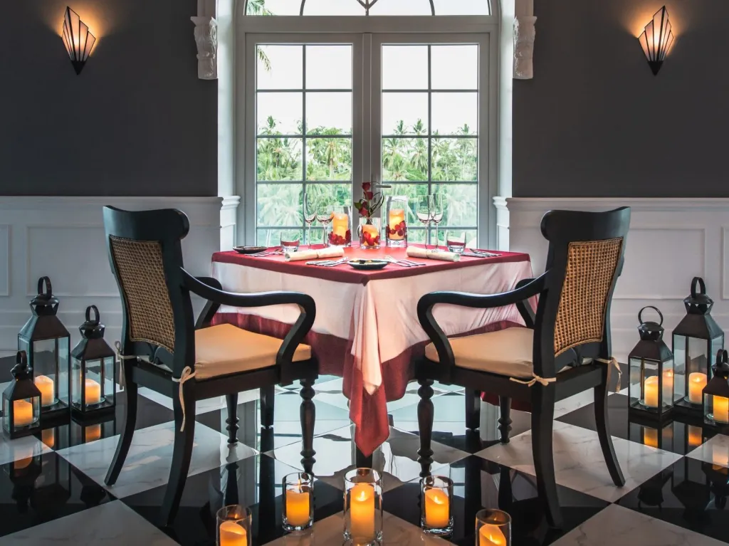A romantic table setting at a fine dining restaurant